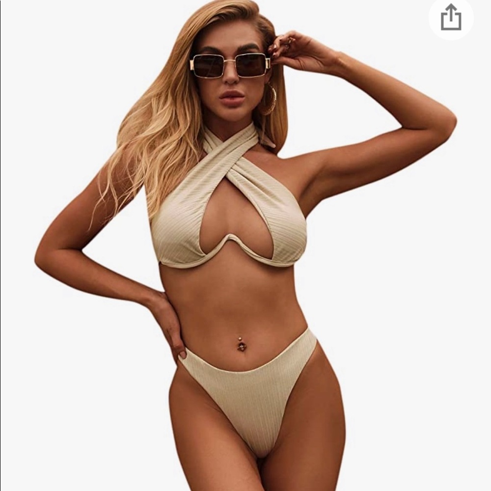 New! Wired Cross Halter Bikini Set